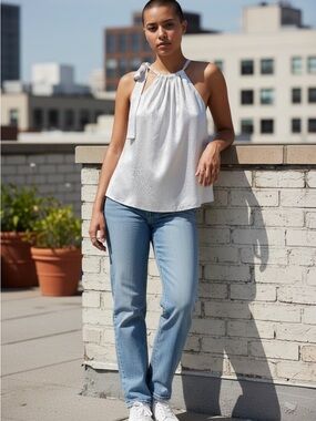 Sleeveless White Halter Tie-Shoulder Tank Top